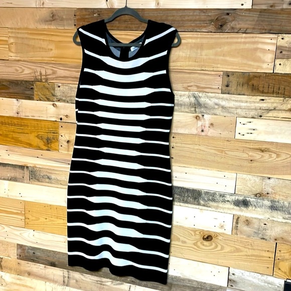 Calvin Klein size large black and white stripe form fitted pencil dress - Picture 1 of 6